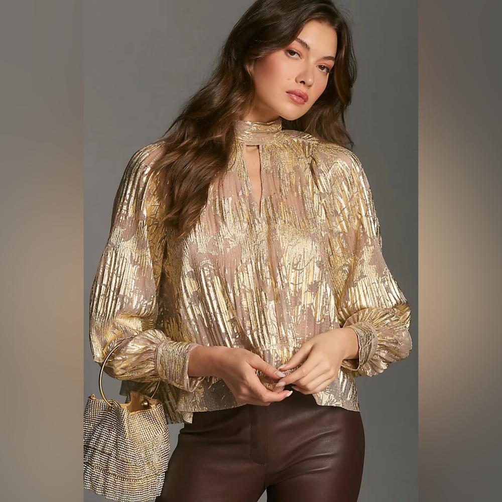 NWT Maeve Metallic Plisse Top Womens Size Medium Gold